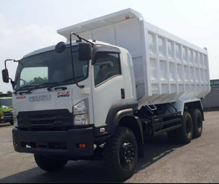 dump truk hauling index 28 isuzu giga