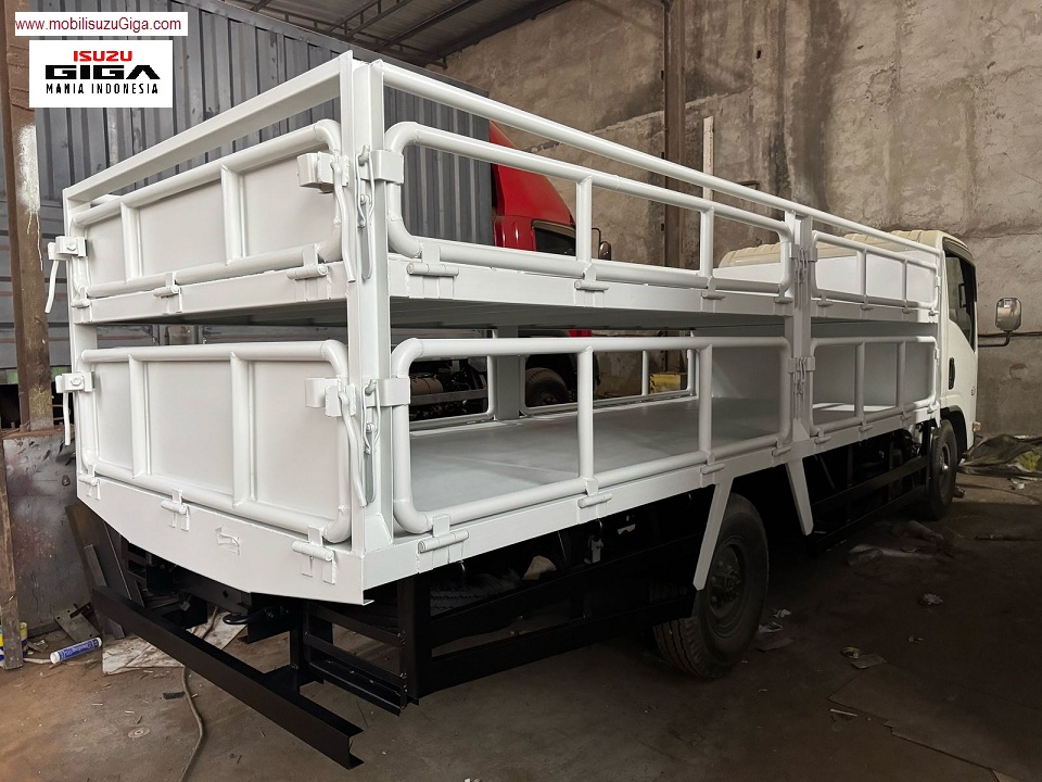 BAK GALON AIR MINERAL ISUZU NLR L BAK GALON AIR MINERAL ISUZU NLR L