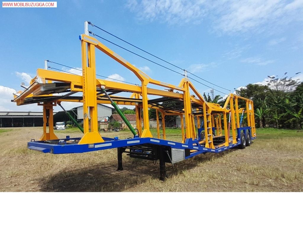 CAR HAULER 2 LANTAI ISUZU GIGA GVR J CAR HAULER 2 LANTAI ISUZU GIGA GVR J