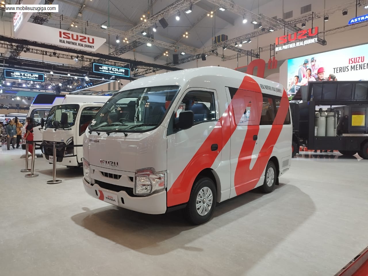 isuzu traga minibus euro 4