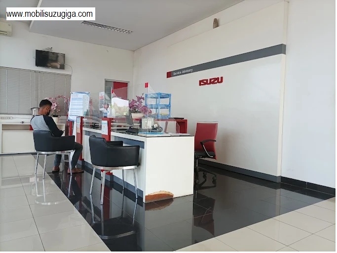 sales isuzu cileungsi